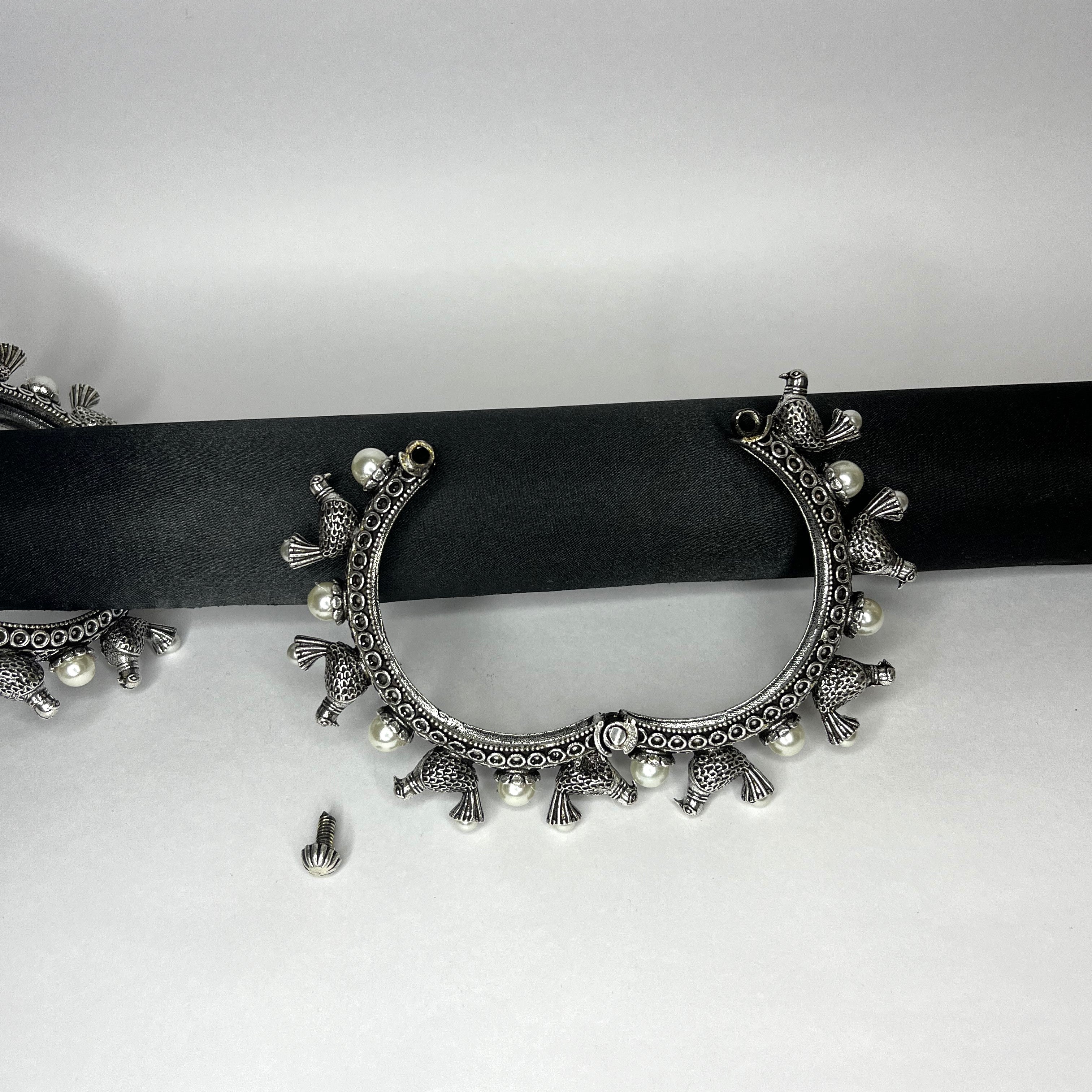 Oxidized Bird Bangle with Pearls