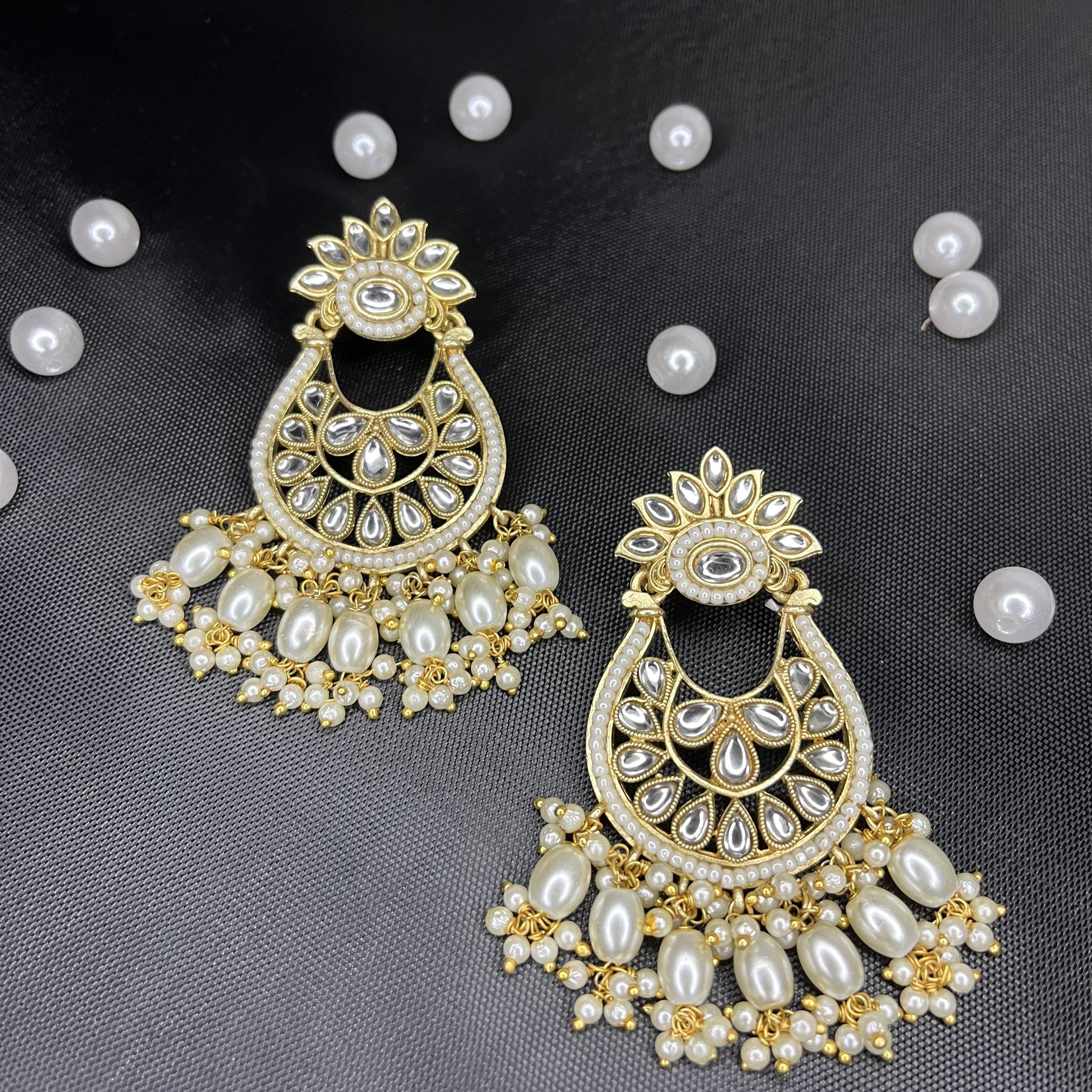 Stunning Gold Tone Kundan & Pearl Earrings