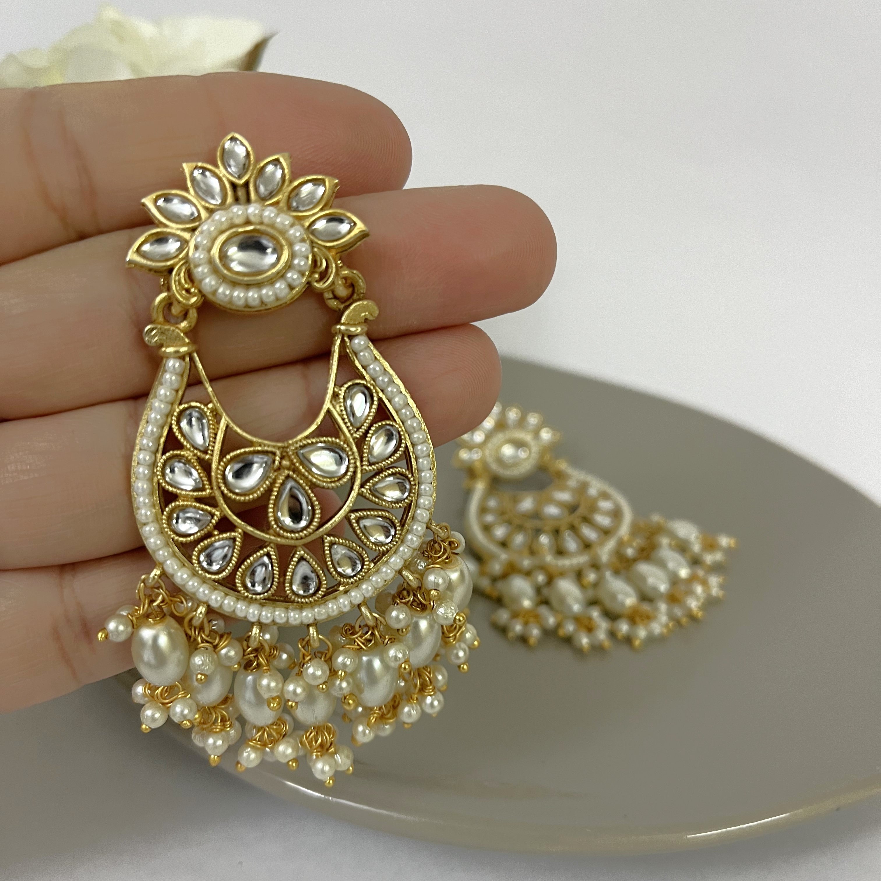 Stunning Gold Tone Kundan & Pearl Earrings