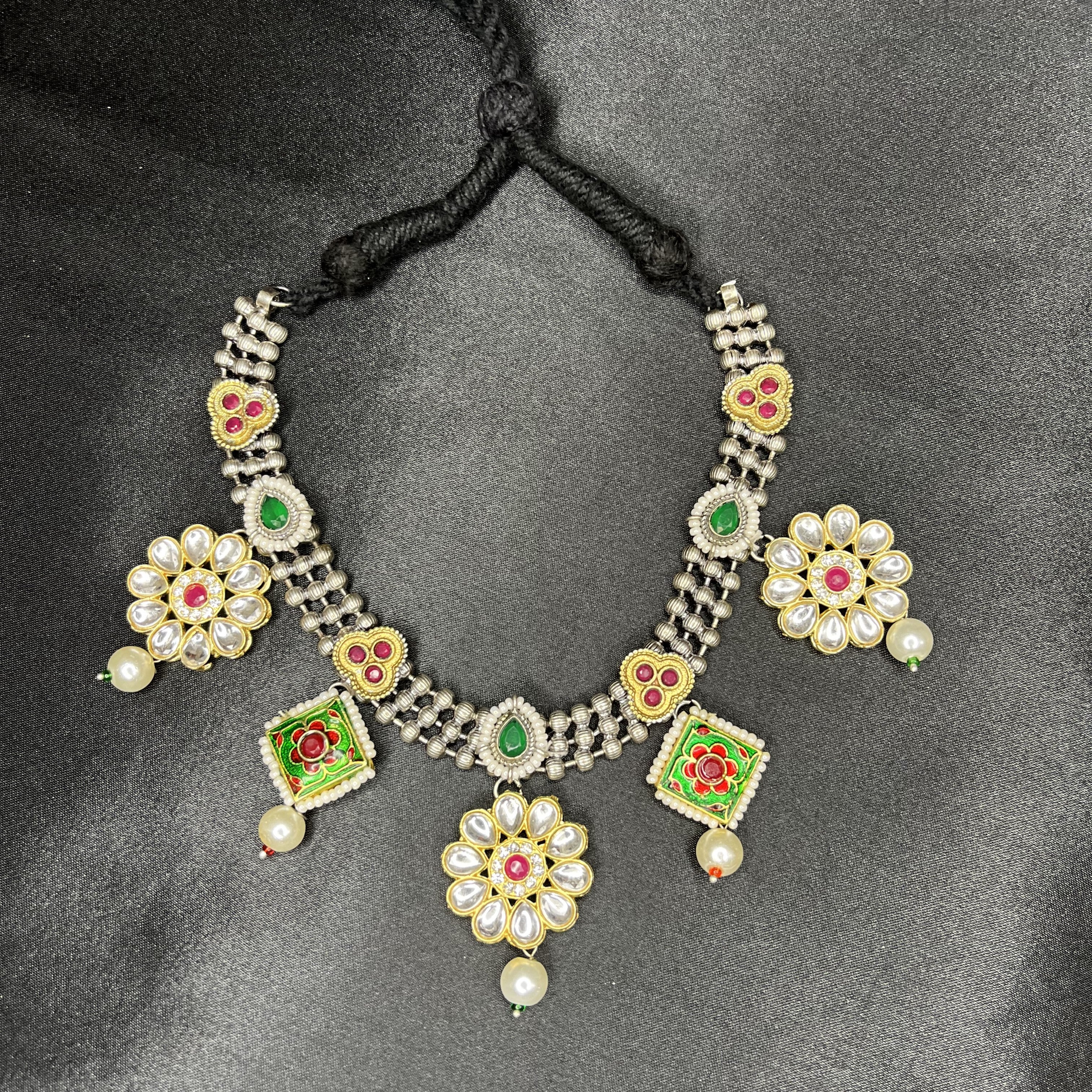 Silver Plated Choker with Kundan work (Necklace Only)