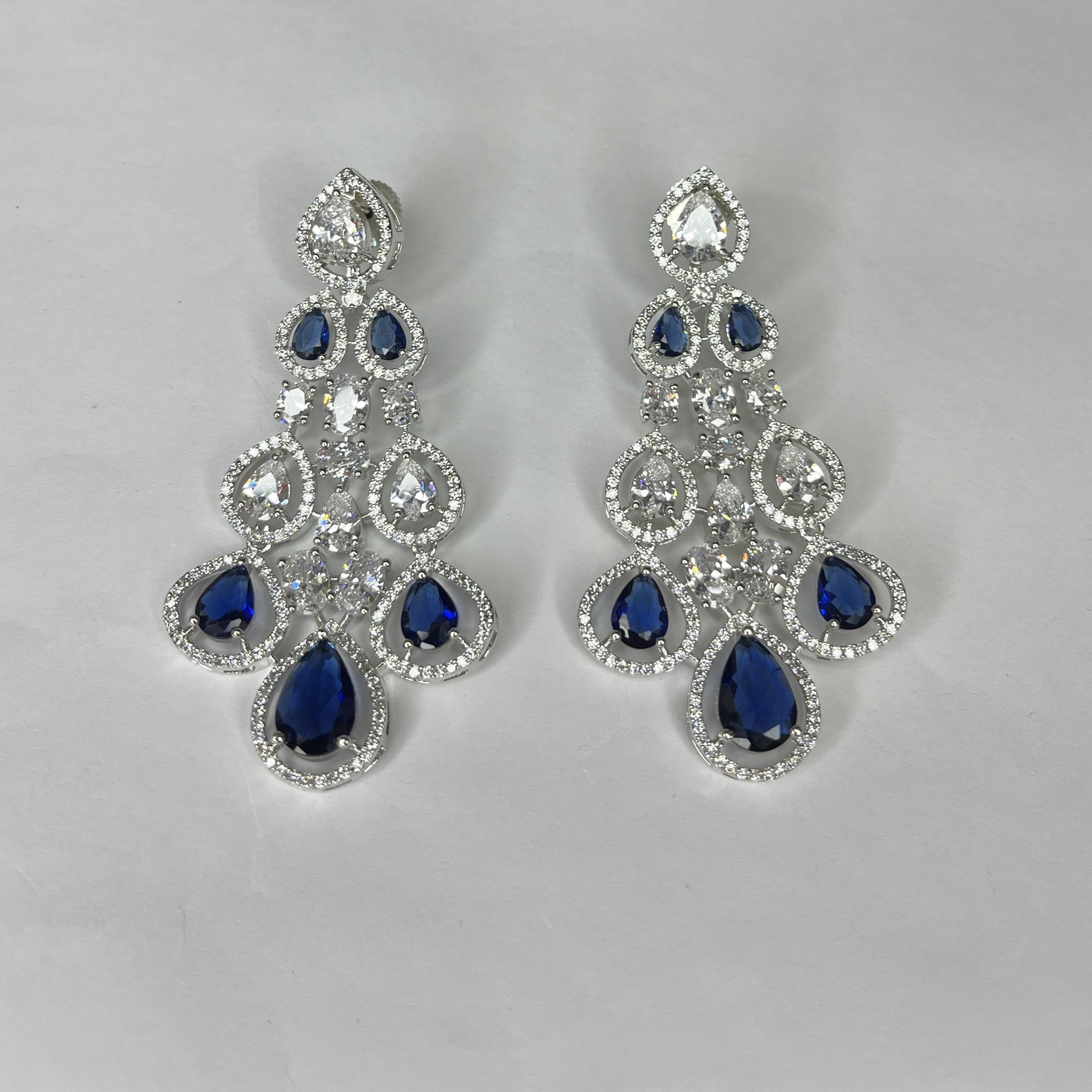 Petal Design Blue & White Crystal AD Studded Necklace Set with Maang Tikka